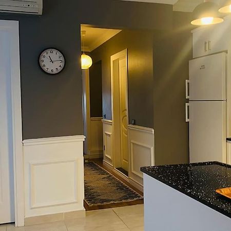 Sisli Osmanbey Taksim Large Terrace, Quietness And Space Appartement Istanboel Buitenkant foto