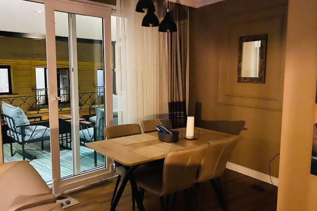 Sisli Osmanbey Taksim Large Terrace, Quietness And Space Appartement Istanboel Buitenkant foto