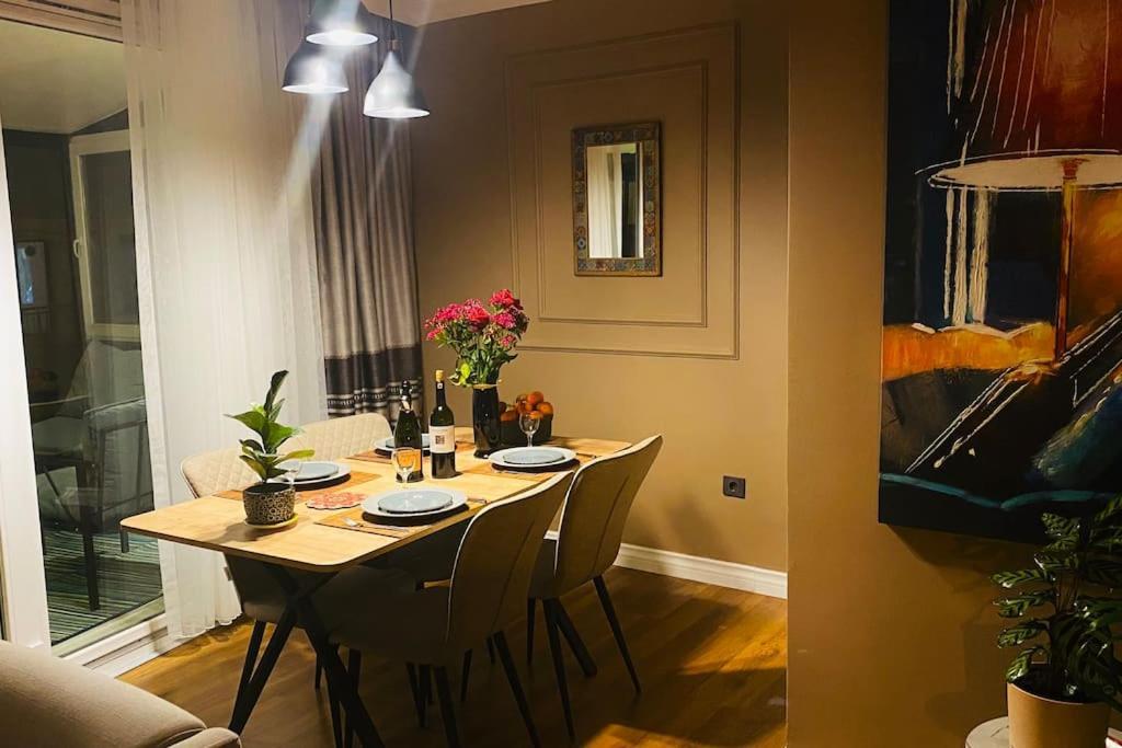 Sisli Osmanbey Taksim Large Terrace, Quietness And Space Appartement Istanboel Buitenkant foto