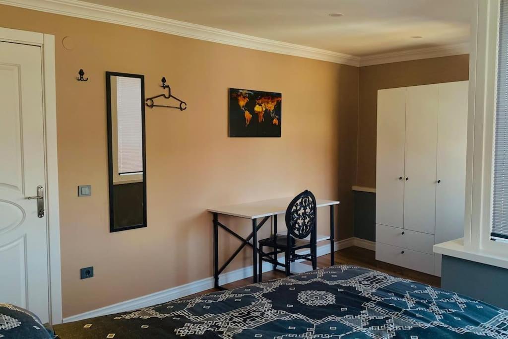 Sisli Osmanbey Taksim Large Terrace, Quietness And Space Appartement Istanboel Buitenkant foto